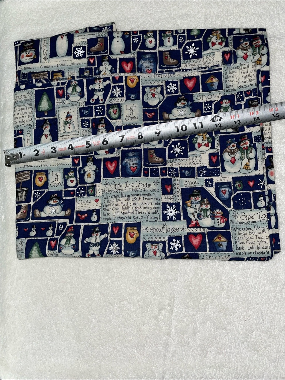 4-5 LB MIXED CHRISTMAS FABRIC BUNDLE • USABLE PIECES • CRAFT & SEWING D8 - Picture 7 of 10